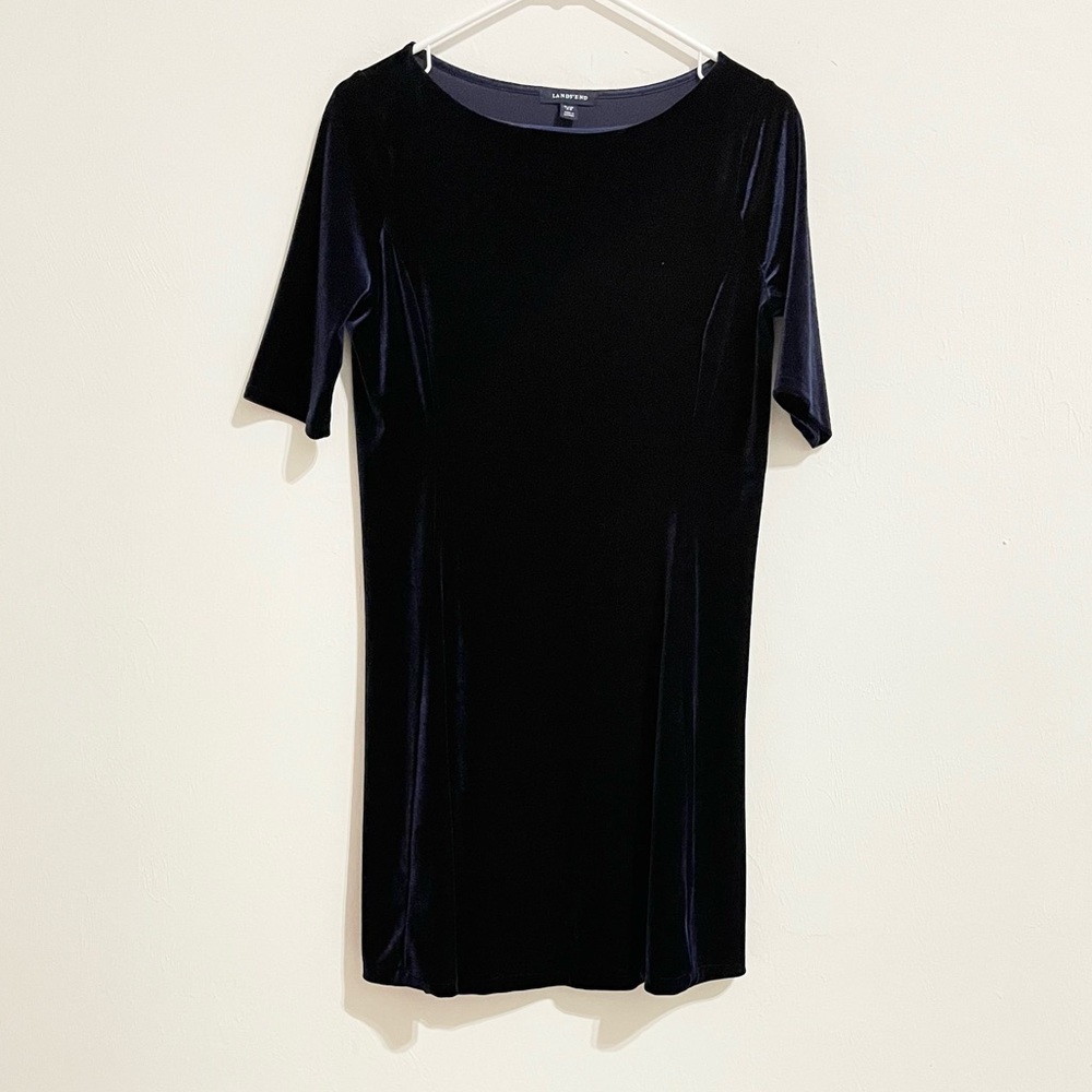Pre-loved! LANDS’ END Navy Velvet Short Sleeve Dress!
